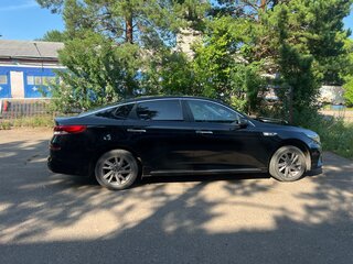 2018 Kia K5 II, чёрный, 1700000 рублей, вид 4