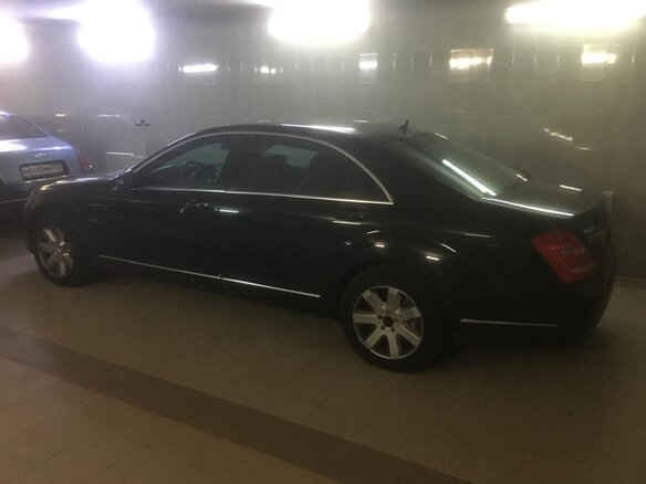 2007 Mercedes-Benz S-Класс Long 600 Guard V (W221), чёрный, 1450000 рублей - вид 1