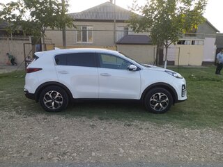 2019 Kia Sportage IV Рестайлинг, белый, 2370000 рублей, вид 3