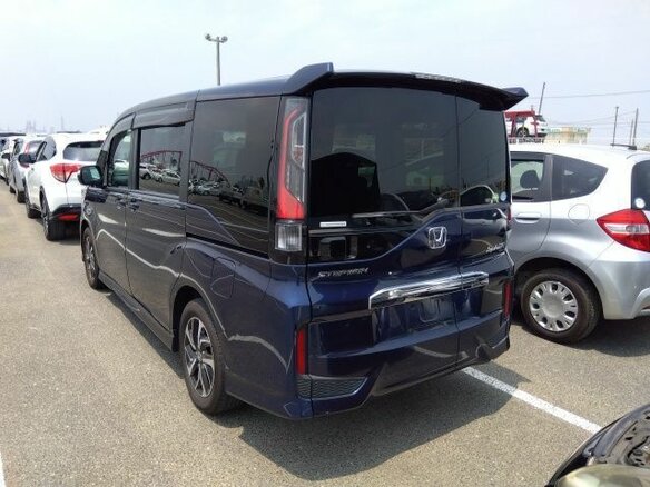 2019 Honda Stepwgn Spada V Рестайлинг, синий, 2390000 рублей - вид 35