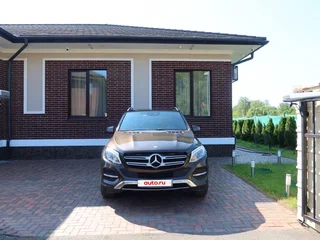 2017 Mercedes-Benz GLE 300 I (W166), коричневый, 2600000 рублей, вид 2