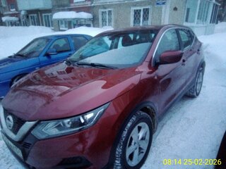 2019 Nissan Qashqai II Рестайлинг, красный, 1200000 рублей, вид 1