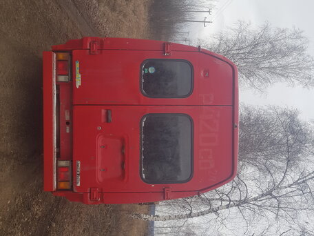 1998 Isuzu Elf (N-series), красный, 850000 рублей, вид 5
