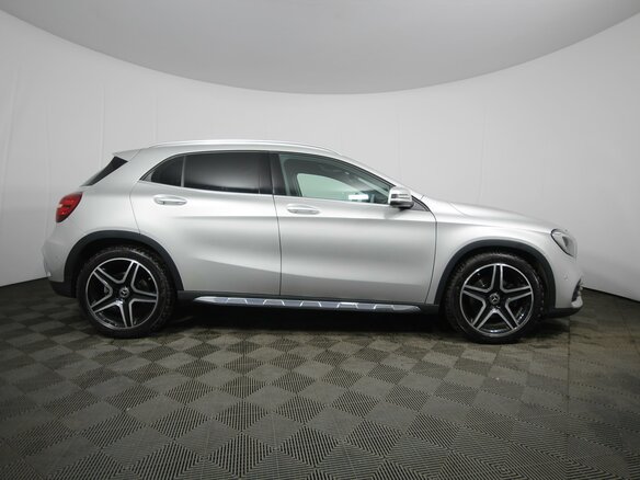 2017 Mercedes-Benz GLA 250 I (X156) Рестайлинг, серый - вид 3