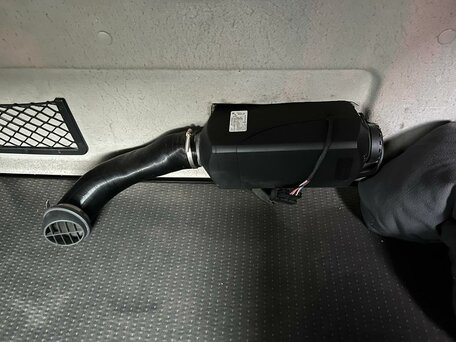 2011 Ford Cargo 18xx, пурпурный, 3500000 рублей, вид 2