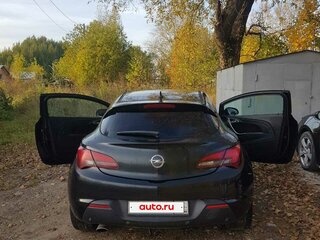 2012 Opel Astra GTC J Рестайлинг, чёрный, 650000 рублей, вид 2