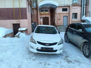 2015 Hyundai Solaris I Рестайлинг, белый, 761000 рублей, вид 2