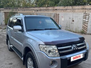 2007 Mitsubishi Pajero IV, серебристый, 1350000 рублей, вид 2