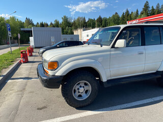 1995 Toyota Land Cruiser 80 Series Рестайлинг, белый, 3300000 рублей, вид 1