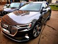 2019 Audi e-tron 55 I, серый - вид 1