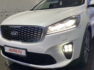 2018 Kia Sorento III Prime Рестайлинг, белый, 3100000 рублей, вид 2