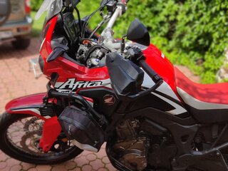 2017 Honda CRF 1000L Africa Twin, красный, 1000000 рублей, вид 4