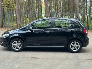 2013 Volkswagen Golf Plus II, чёрный, 850000 рублей, вид 4