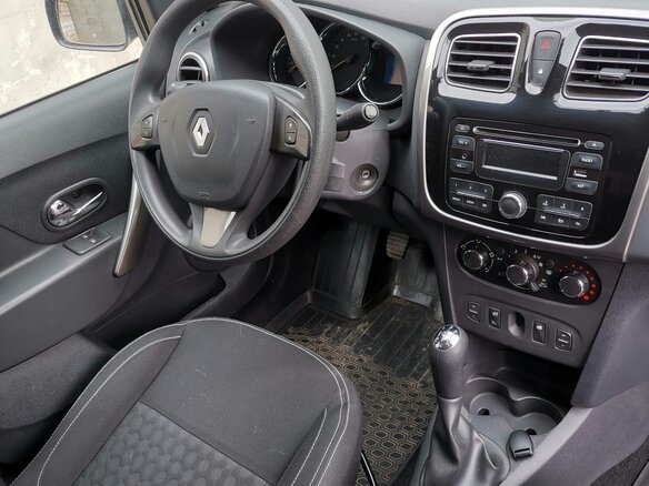 2016 Renault Logan II, синий - вид 3