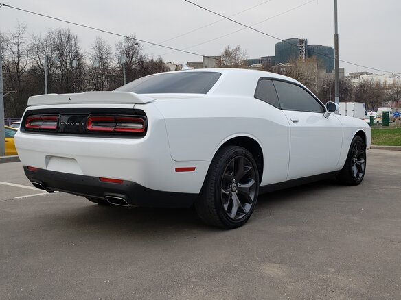 2019 Dodge Challenger III Рестайлинг 2, белый - вид 11