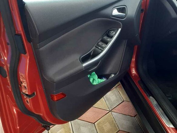 2012 Ford Focus III, красный, 870000 рублей - вид 9