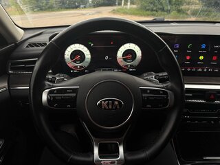 2020 Kia K5 III, белый, 2700000 рублей, вид 4