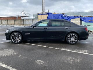 2014 BMW 7 серии Long 750Li xDrive V (F01/F02/F04) Рестайлинг, чёрный, 2800000 рублей, вид 2