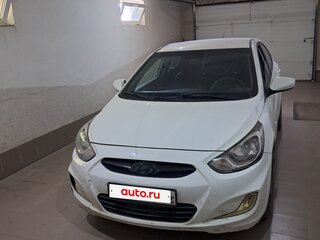 2011 Hyundai Solaris I, серебристый, 600000 рублей, вид 1