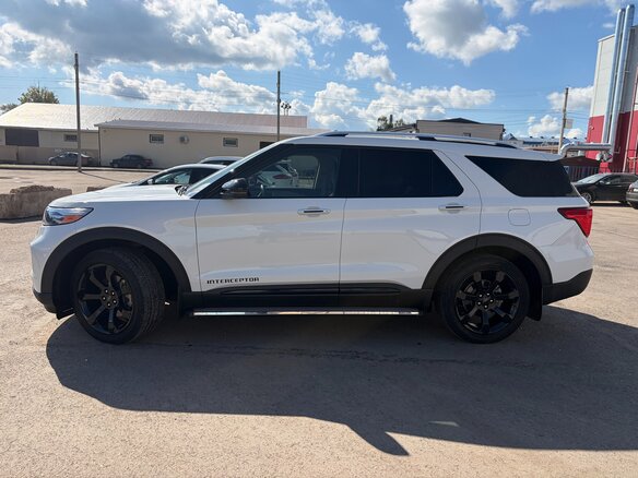 2021 Ford Explorer VI, белый - вид 8