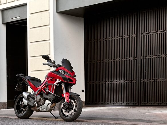 2015 Ducati Multistrada 1200, красный, 1150000 рублей - вид 3