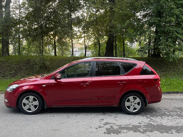 2010 Kia Ceed I Рестайлинг, красный, 650000 рублей - вид 1