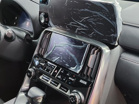 2022 Lexus LX 600 IV, чёрный - вид 25