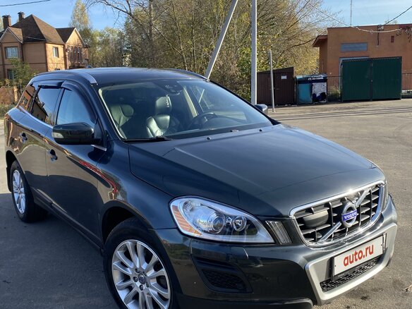 2011 Volvo XC60 I, серый - вид 2