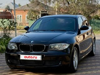 2008 BMW 1 серии 116i I (E81/E82/E87/E88) Рестайлинг, чёрный, 830000 рублей, вид 2