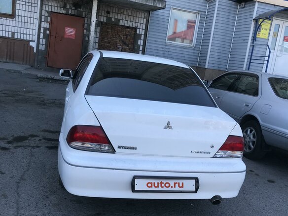 2002 Mitsubishi Lancer IX, белый, 330000 рублей - вид 2