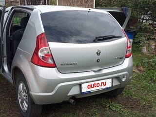 2013 Renault Sandero I, серый, 605000 рублей, вид 3