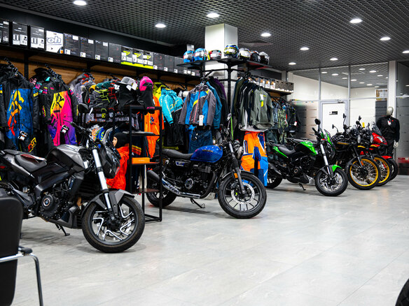 2024 KTM 1290 Super Adventure S, оранжевый - вид 22