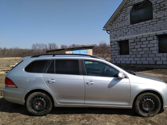 2008 Volkswagen Golf V, серебристый - вид 2