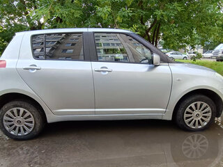 2005 Suzuki Swift III, серебристый, 490000 рублей, вид 2