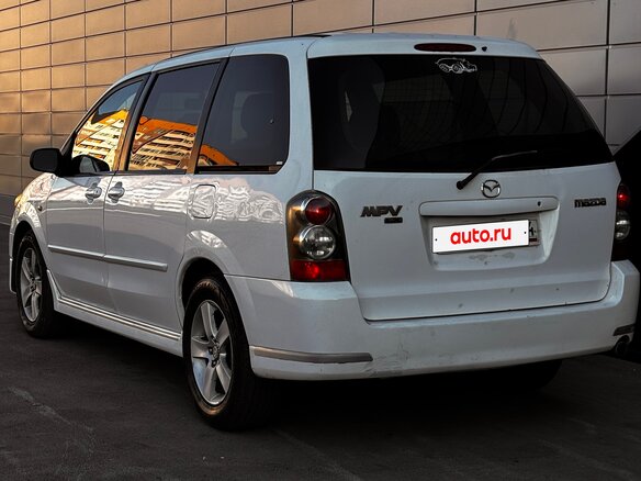 2006 Mazda MPV II (LW) Рестайлинг, белый, 870000 рублей - вид 12
