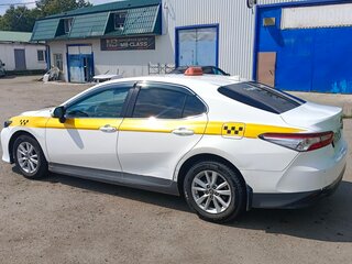 2019 Toyota Camry VIII (XV70), белый, 1700000 рублей, вид 5