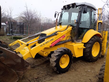 2007 New Holland B110B, жёлтый, 3699999 рублей, вид 2