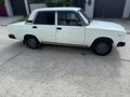 2004 Lada (ВАЗ) 2107, белый, 170000 рублей - вид 8