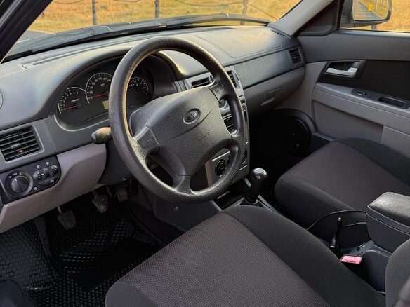 2010 Lada (ВАЗ) Priora I, чёрный, 650000 рублей - вид 2