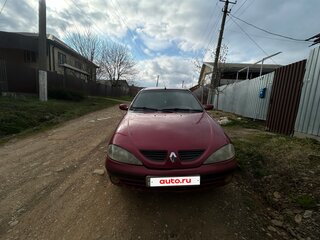 2000 Renault Megane I Рестайлинг, красный, 230000 рублей, вид 1