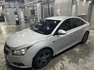 2012 Chevrolet Cruze I, серебристый, 650000 рублей, вид 2