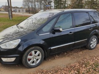 2010 Ford Galaxy II Рестайлинг, чёрный, 900000 рублей, вид 4