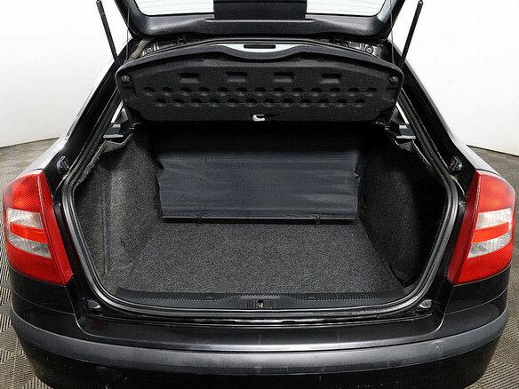 2008 Skoda Octavia II (A5), чёрный - вид 8