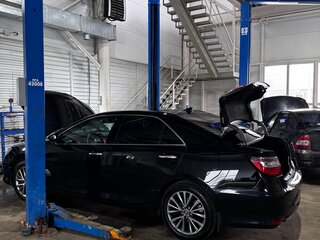 2015 Toyota Camry VII (XV50) Рестайлинг, чёрный, 2630000 рублей, вид 5
