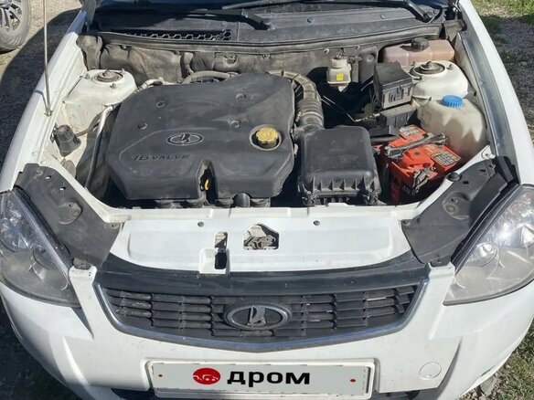 2016 Lada (ВАЗ) Priora I Рестайлинг, белый, 555000 рублей - вид 4