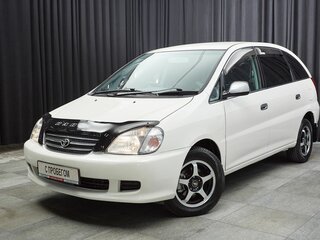 Toyota Nadia