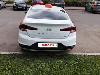 2020 Hyundai Avante VI Рестайлинг, белый, 1300000 рублей, вид 2
