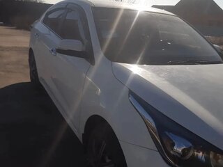 2017 Kia Rio IV, белый, 1300000 рублей, вид 4
