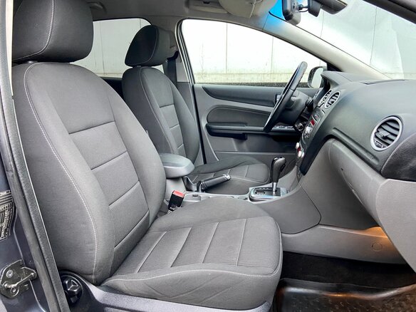 2011 Ford Focus II Рестайлинг, серый - вид 22