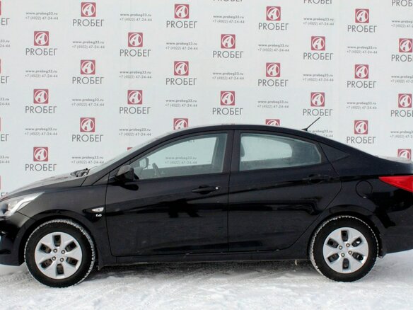 2016 Hyundai Solaris I Рестайлинг, чёрный - вид 2